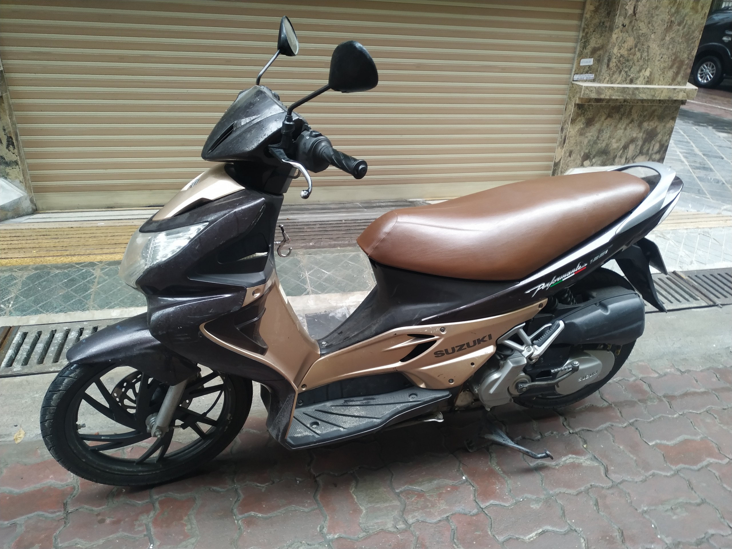Suzuki Hayate đời 2012 màu đen BSTP  Xe  bán tại Trịnh Đông  xe cũ giá  rẻ xe máy cũ giá rẻ xe ga giá rẻ xe tay ga giá