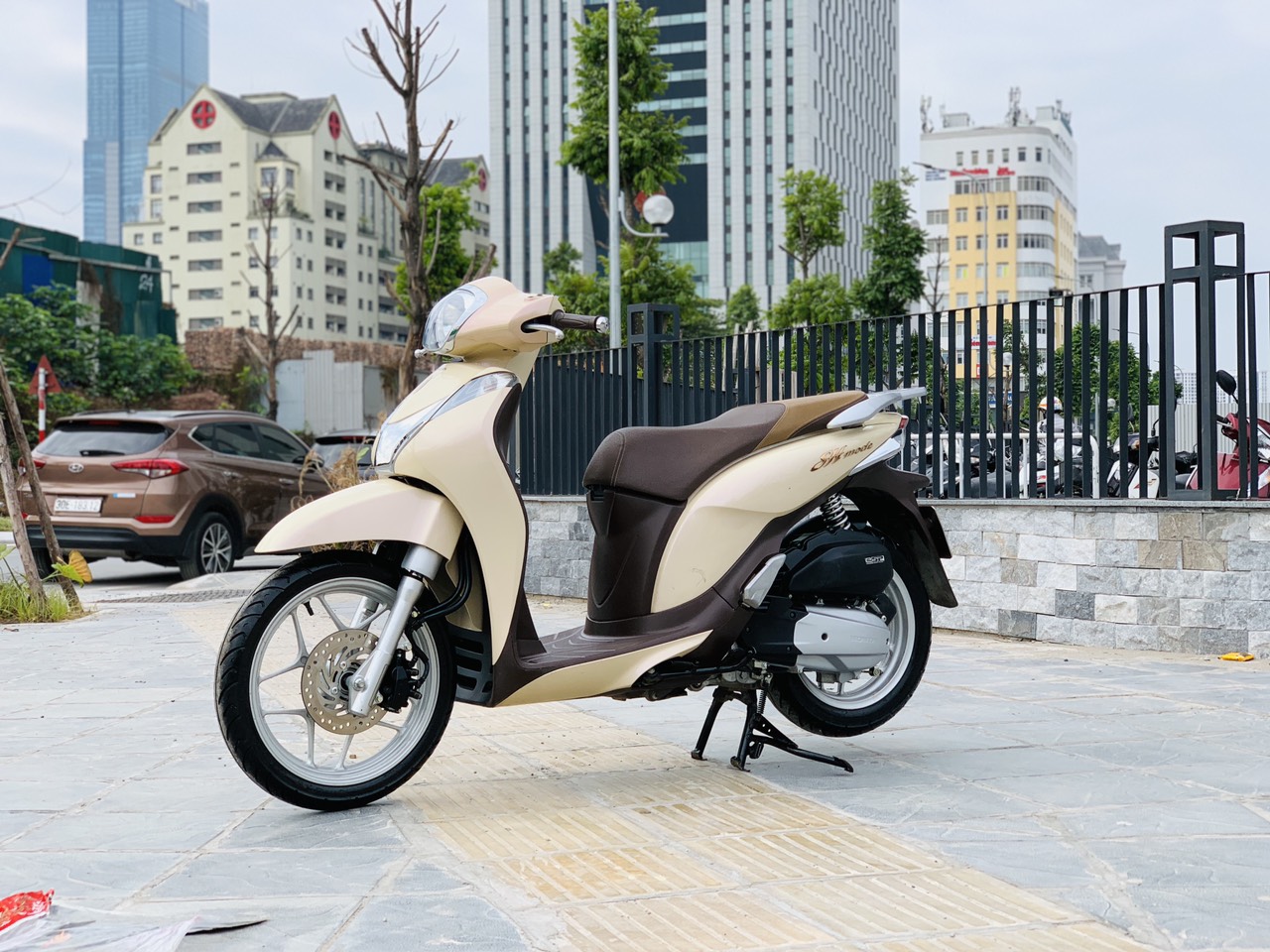 Hình ảnh và giá bán chính thức xe Honda SH Mode 2016 2017 tại Việt Nam   Shop SH Sài Gòn